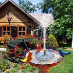 Úszó, napelemes szökőkút