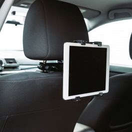 Autós fejtámla tablettartó Autós fejtámla tablettartó