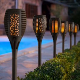 LED-es szolár lámpa - leszúrható - lángeffekt - 12 sárga LED - műanyag - fekete - 10 x 58 cm   LED-es szolár lámpa - leszúrható - lángeffekt - 12 sárga LED - műanyag - fekete - 10 x 58 cm