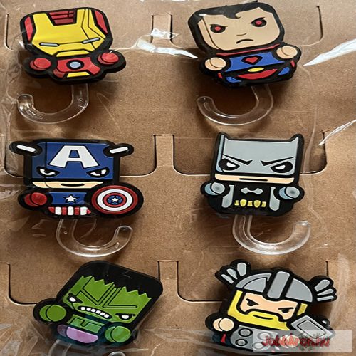 Marvel szuperhősök akasztó öntapadós 6db/csomag