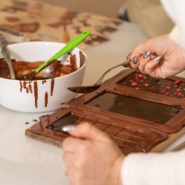Csokoládé, és bonbon készítés